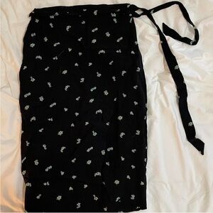 Small Ecoté (Urban Outfitters) black (with green flowers) midi wrap skirt